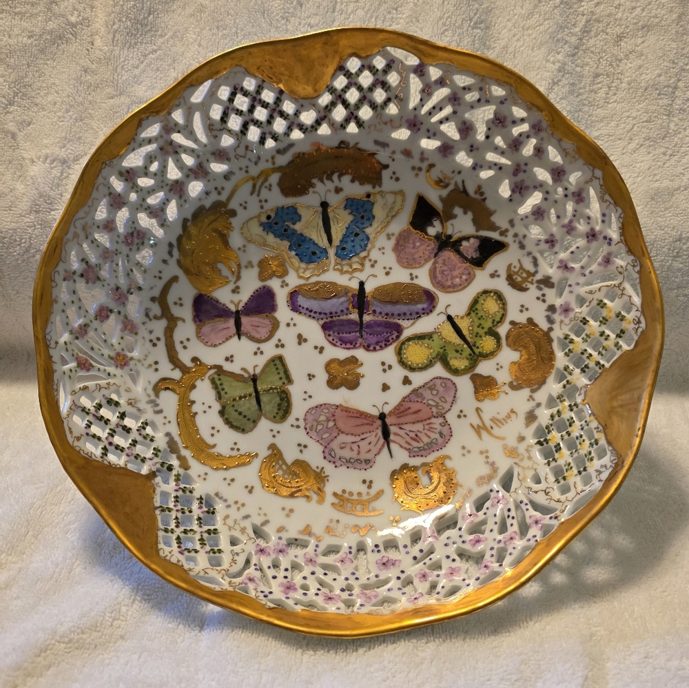 SALE International Porcelain Artists & Teachers Inc. Decorative Dish